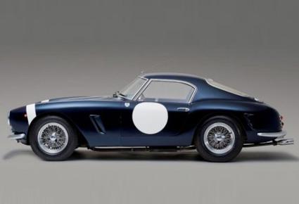Ferrari 250 GT SWB التي قادها ستيرلينغ موس تباع مقابل 11 مليون دولار